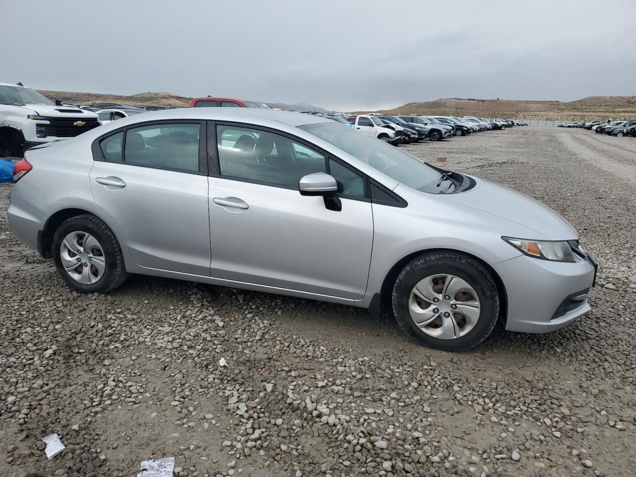 2015 HONDA CIVIC LX - Image 4