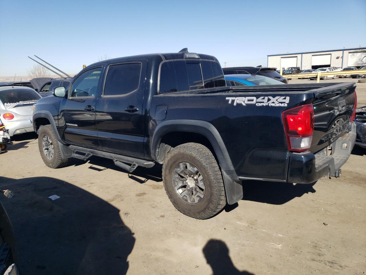 2018 TOYOTA TACOMA DOU - Фото 2