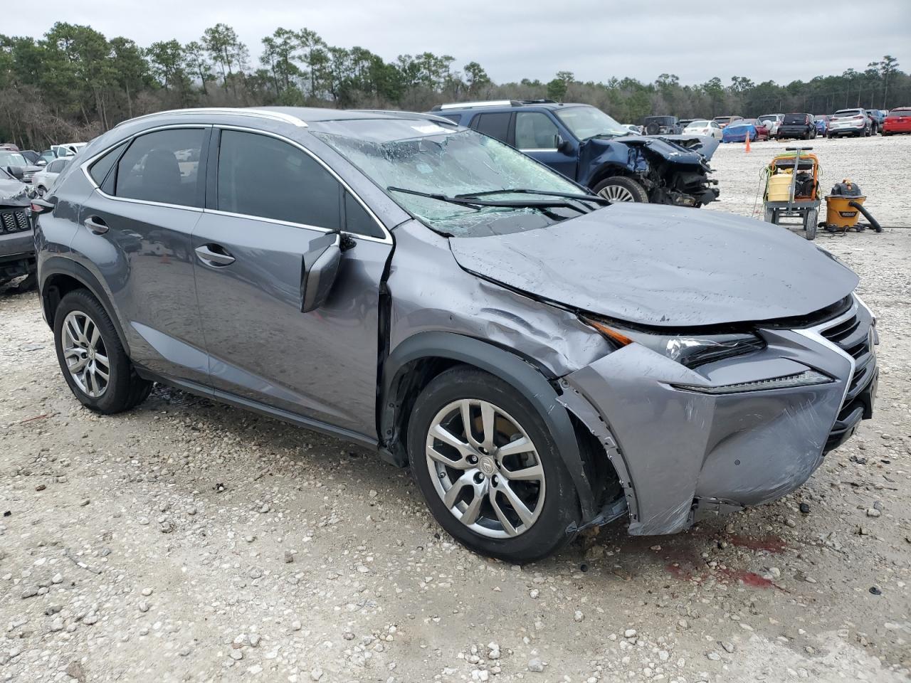 2016 LEXUS NX 200T BA - Фото 4