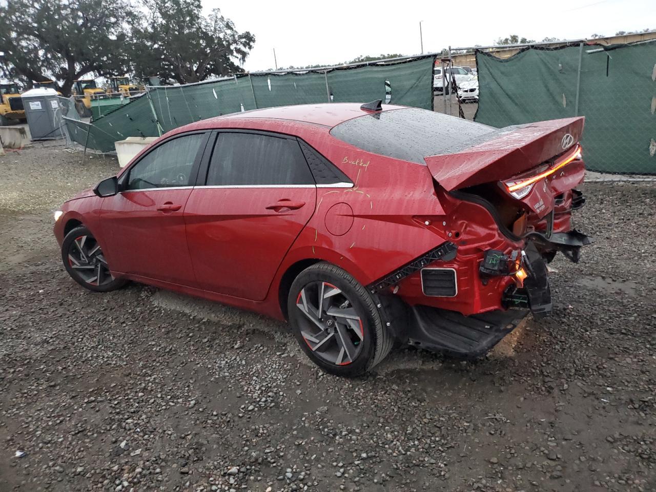 2024 HYUNDAI ELANTRA SE - Фото 2
