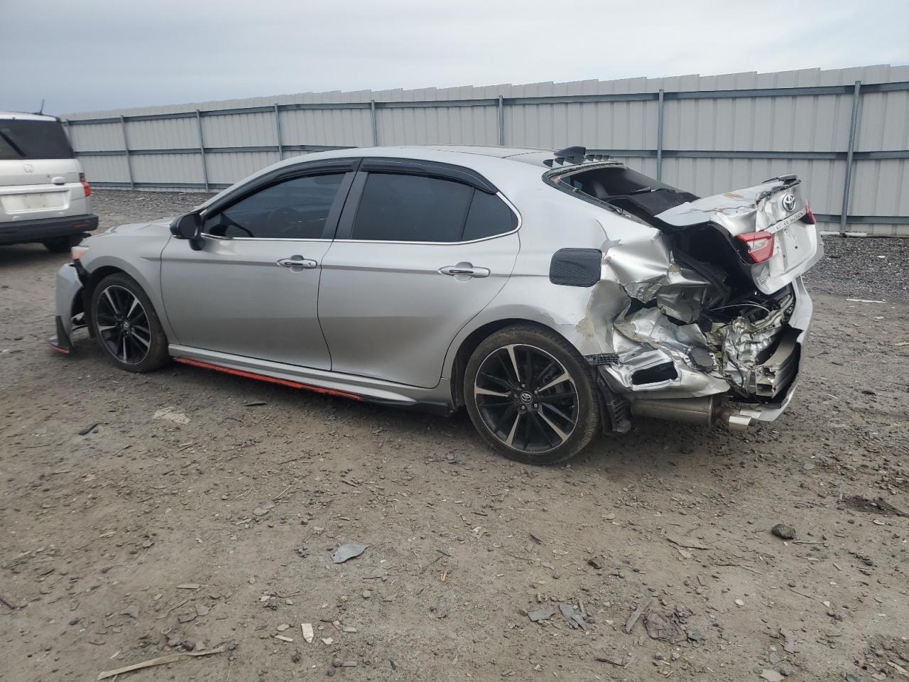 2019 TOYOTA CAMRY XSE - Фото 2