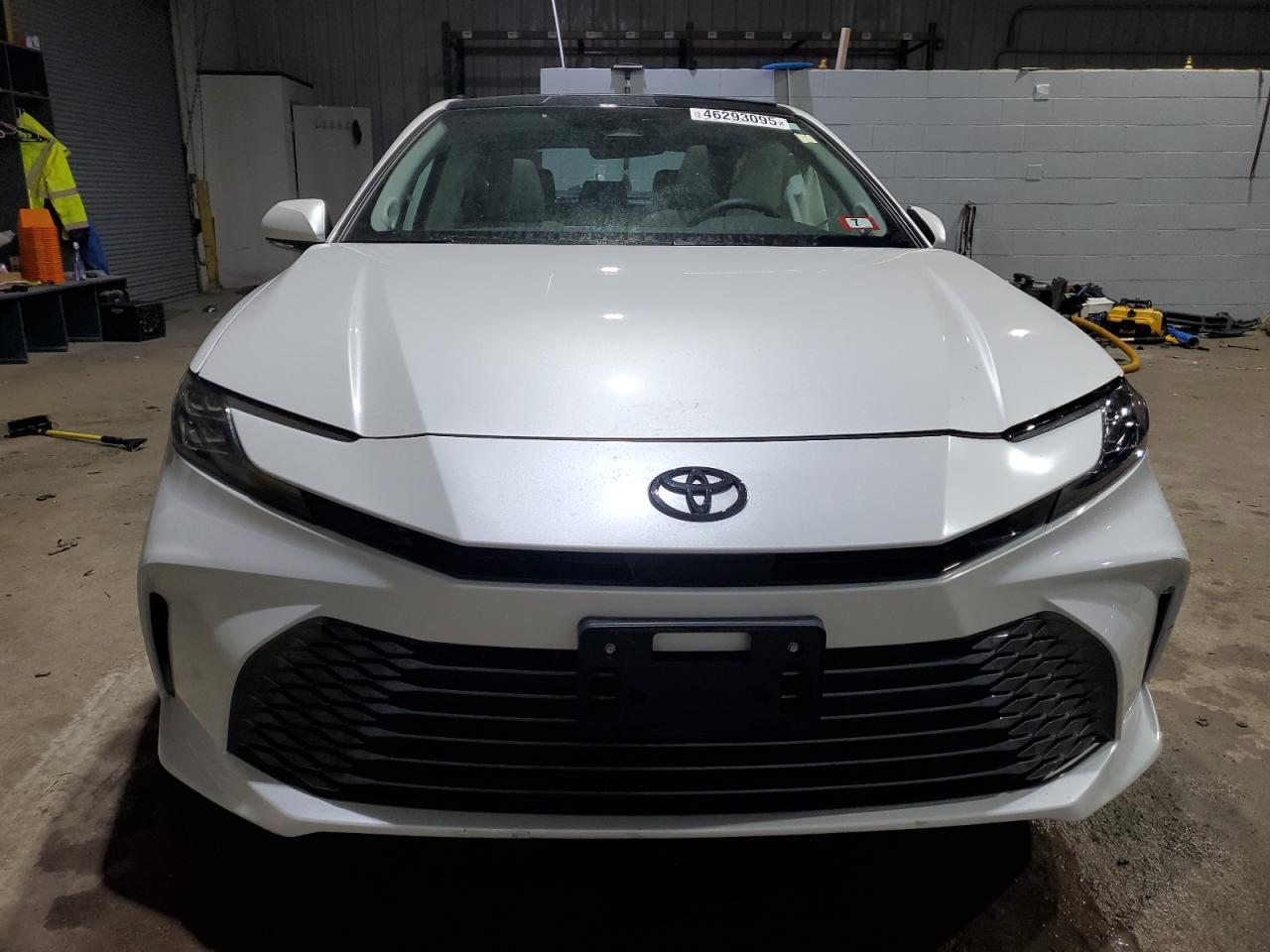 2025 TOYOTA CAMRY XSE - Фото 5