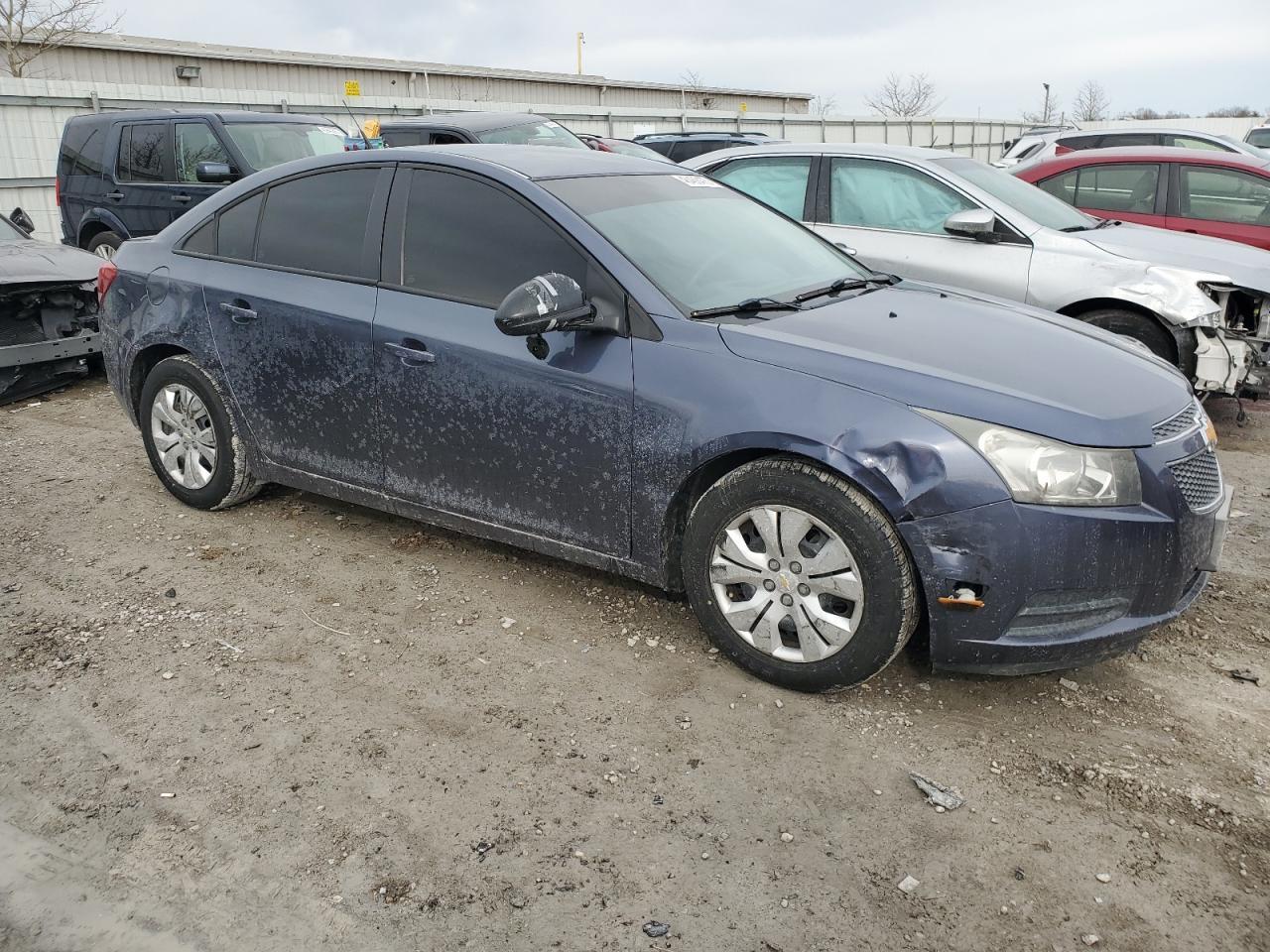 2014 CHEVROLET CRUZE LS - Image 4