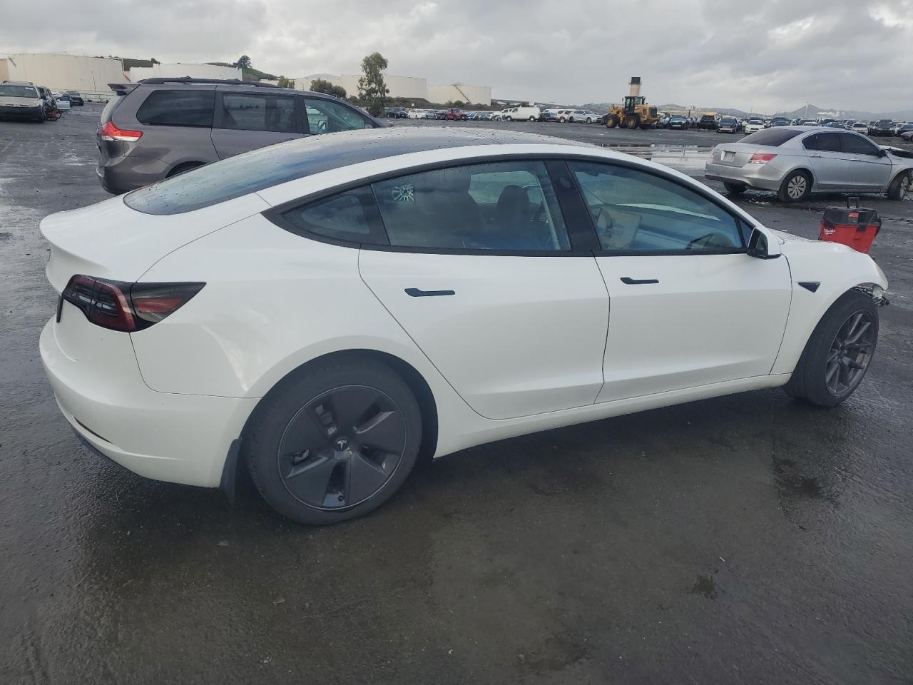 2023 TESLA MODEL 3 - Image 3