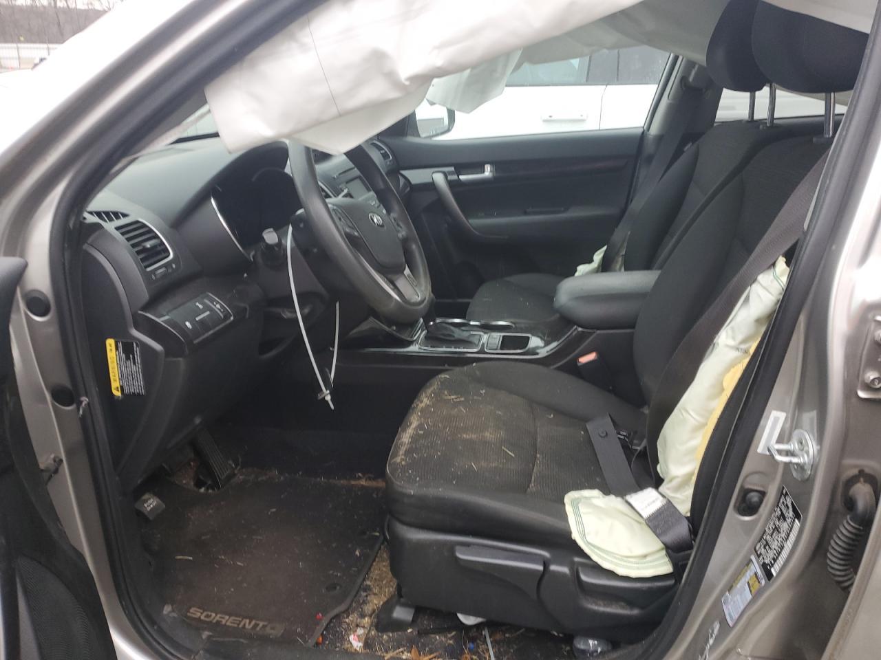 2015 KIA SORENTO LX - Image 7