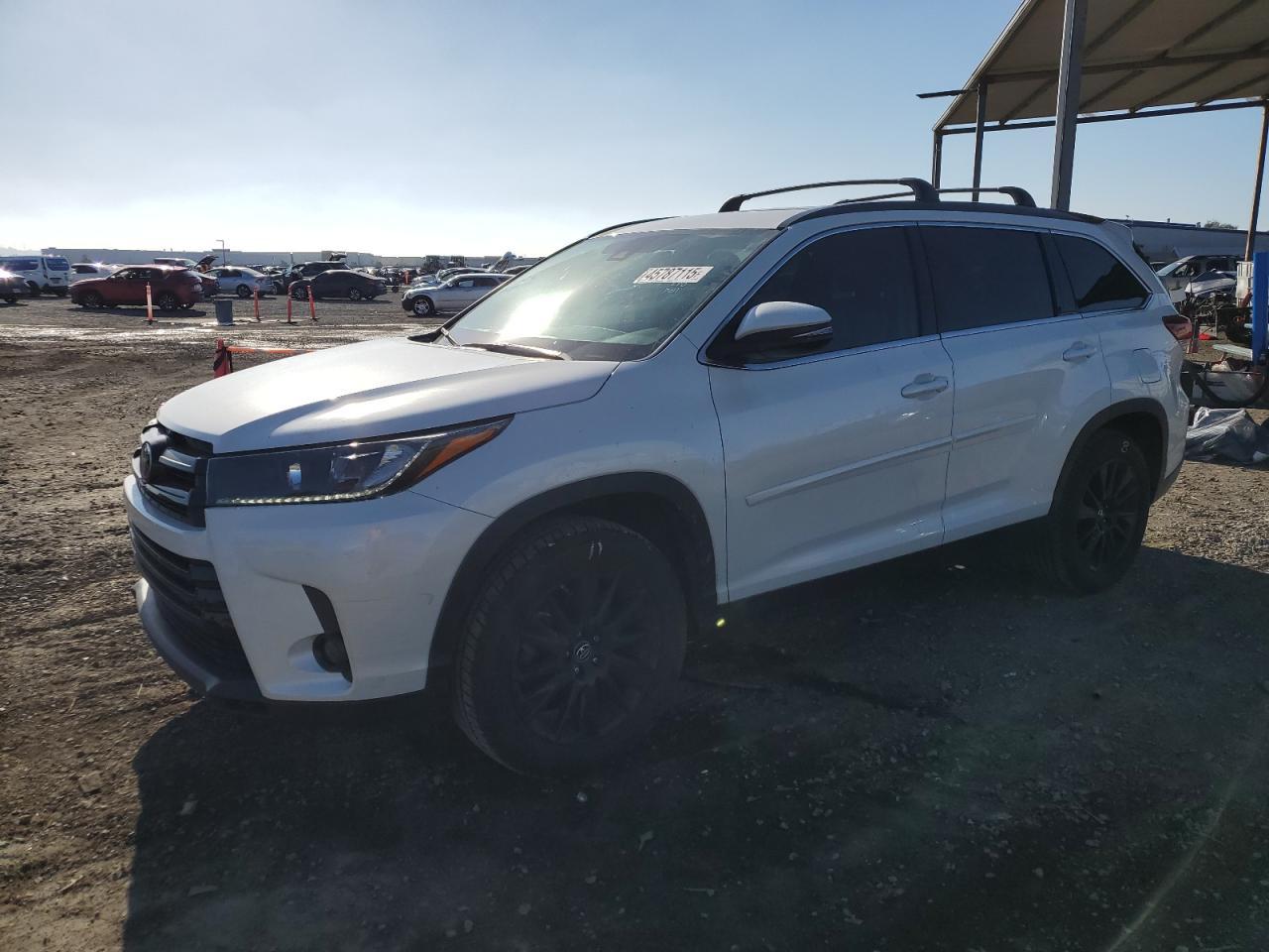 2019 TOYOTA HIGHLANDER