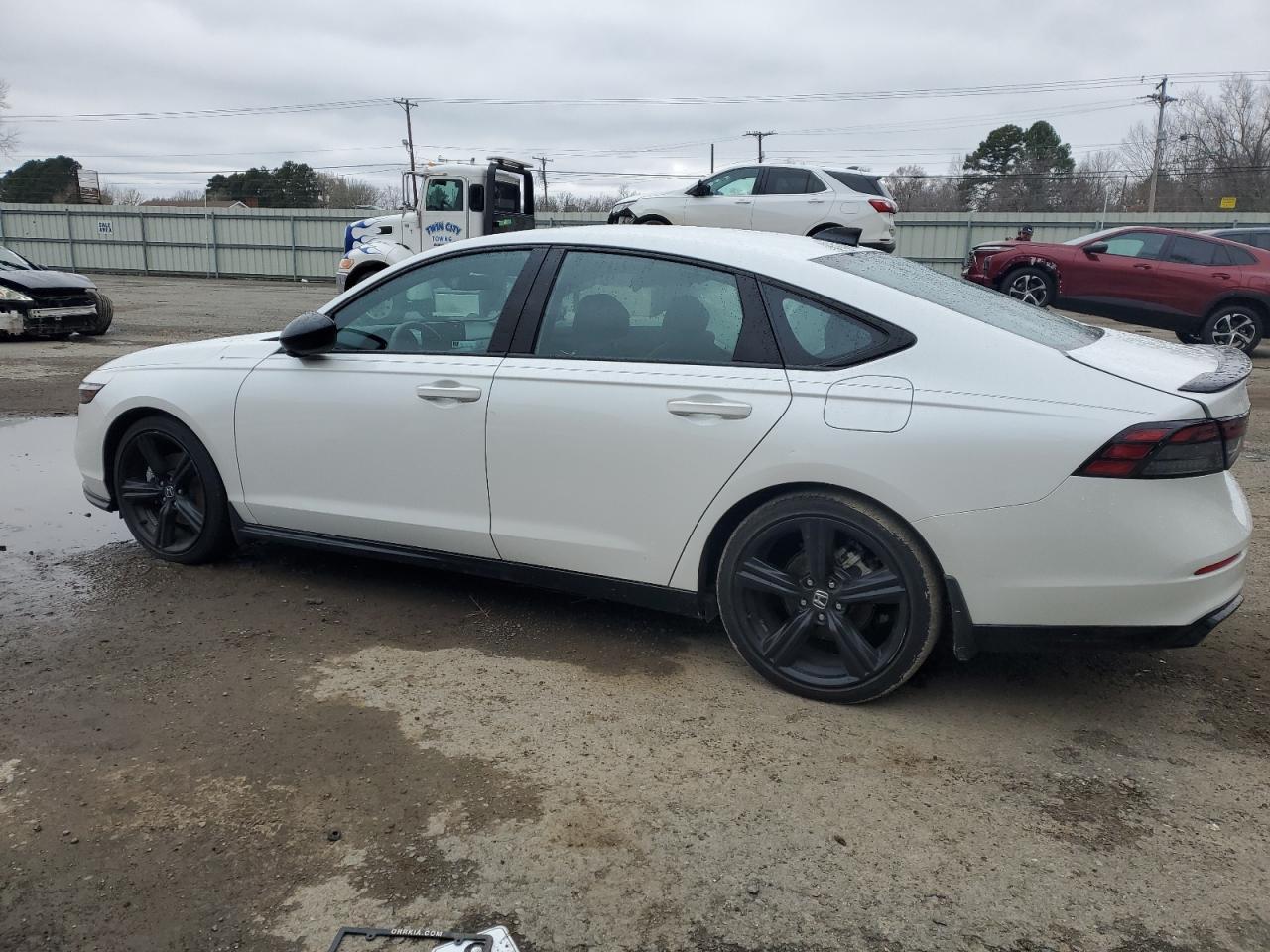 2023 HONDA ACCORD HYB - Image 2