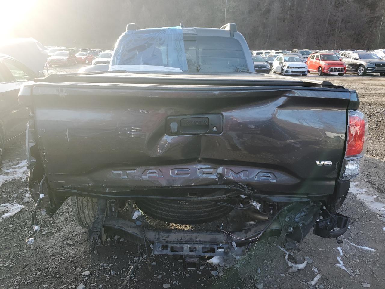 2023 TOYOTA TACOMA DOU - Фото 6