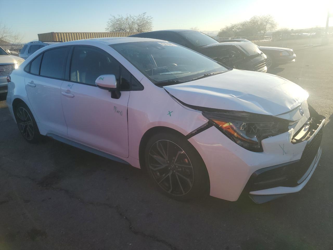 2020 TOYOTA COROLLA SE - Фото 4