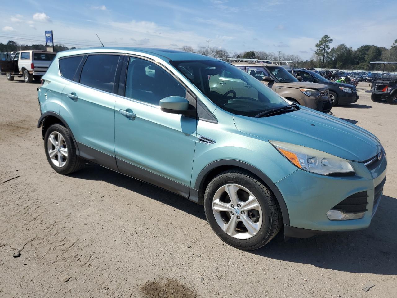 2013 FORD ESCAPE SE - Image 4