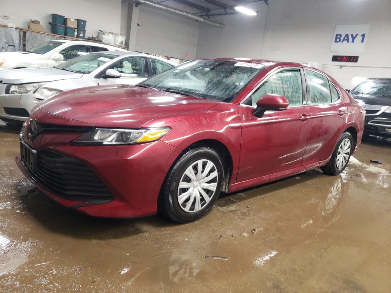 2018 TOYOTA CAMRY LE