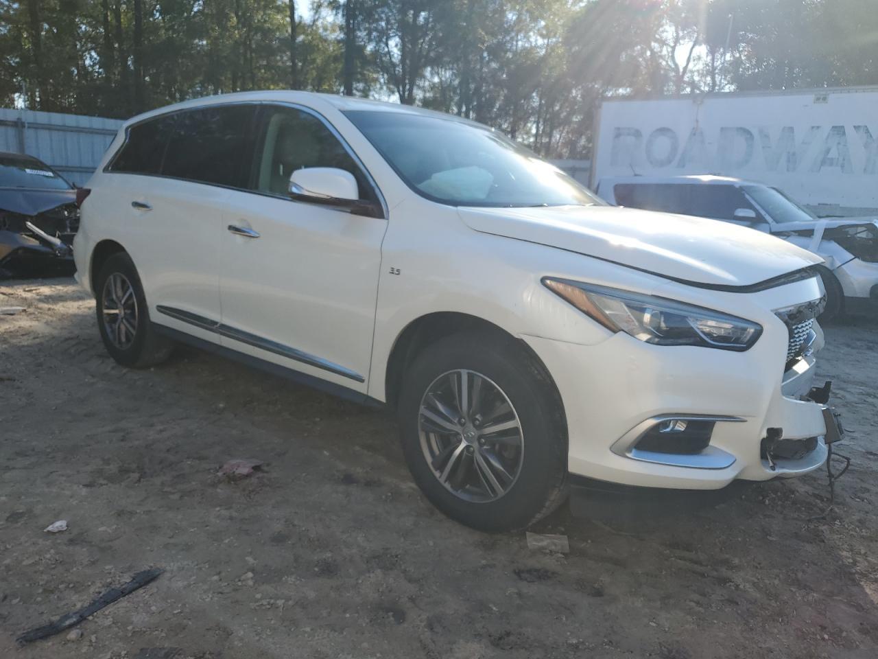 2016 INFINITI QX60 - Фото 4