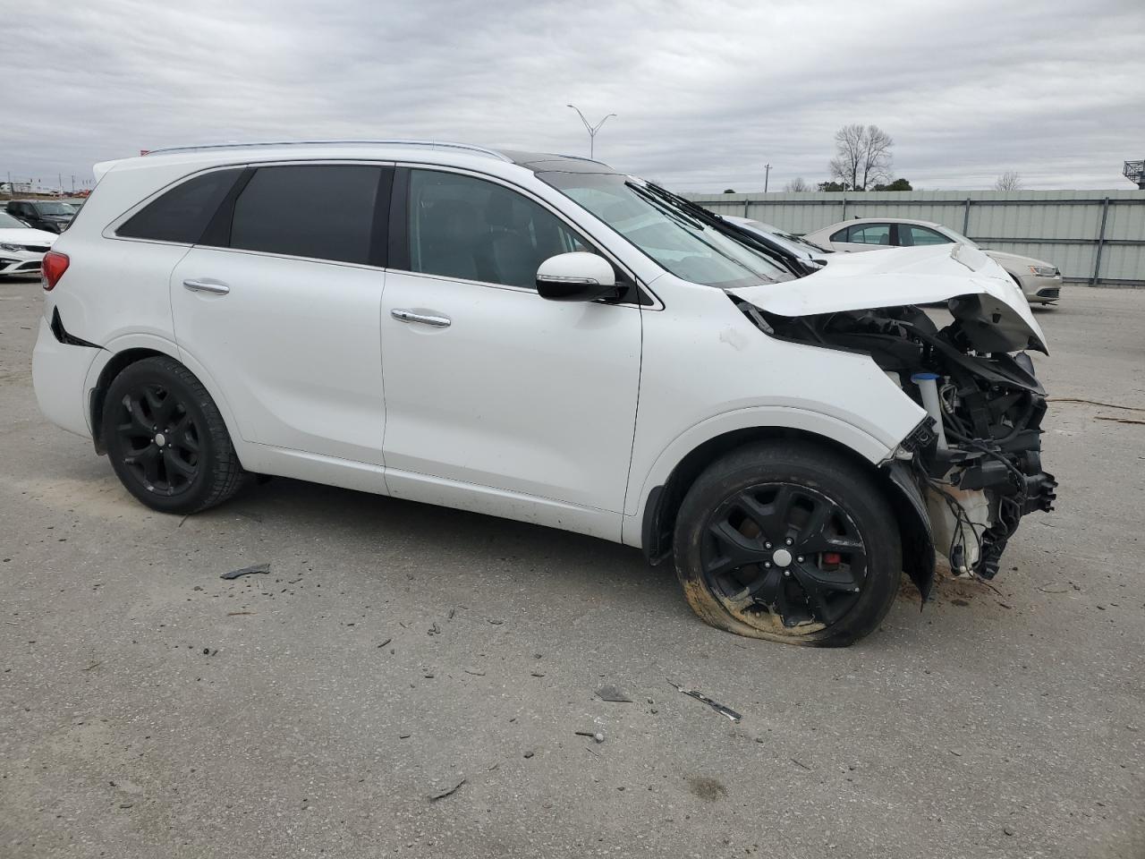 2016 KIA SORENTO - Image 4