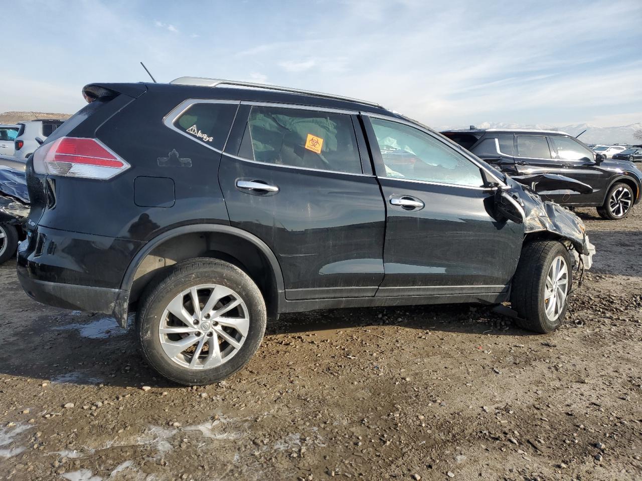2014 NISSAN ROGUE S - Фото 3