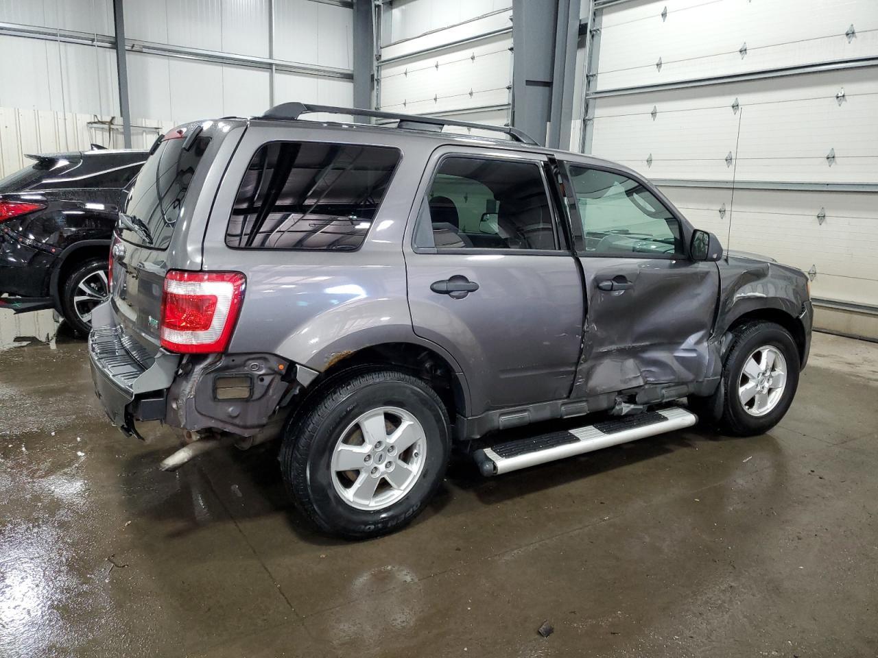 2012 FORD ESCAPE XLT - Фото 3