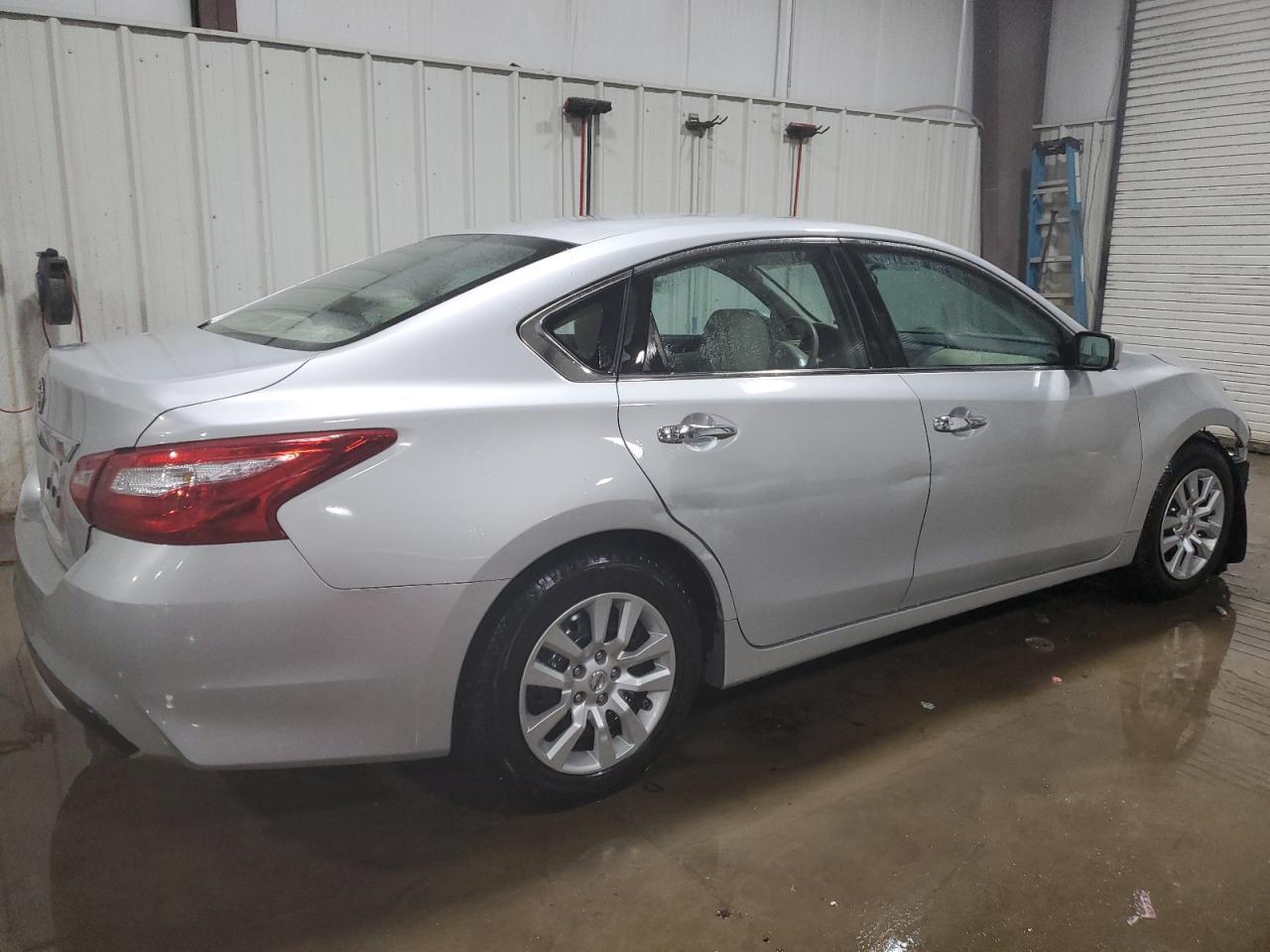 2016 NISSAN ALTIMA 2.5 - Фото 3
