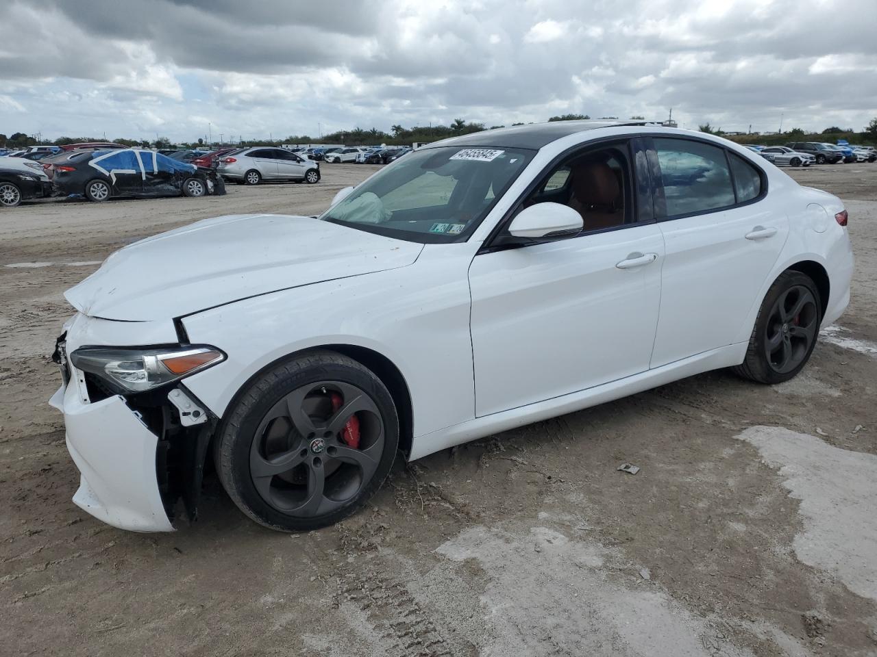 2017 ALFA ROMEO GIULIA Q4