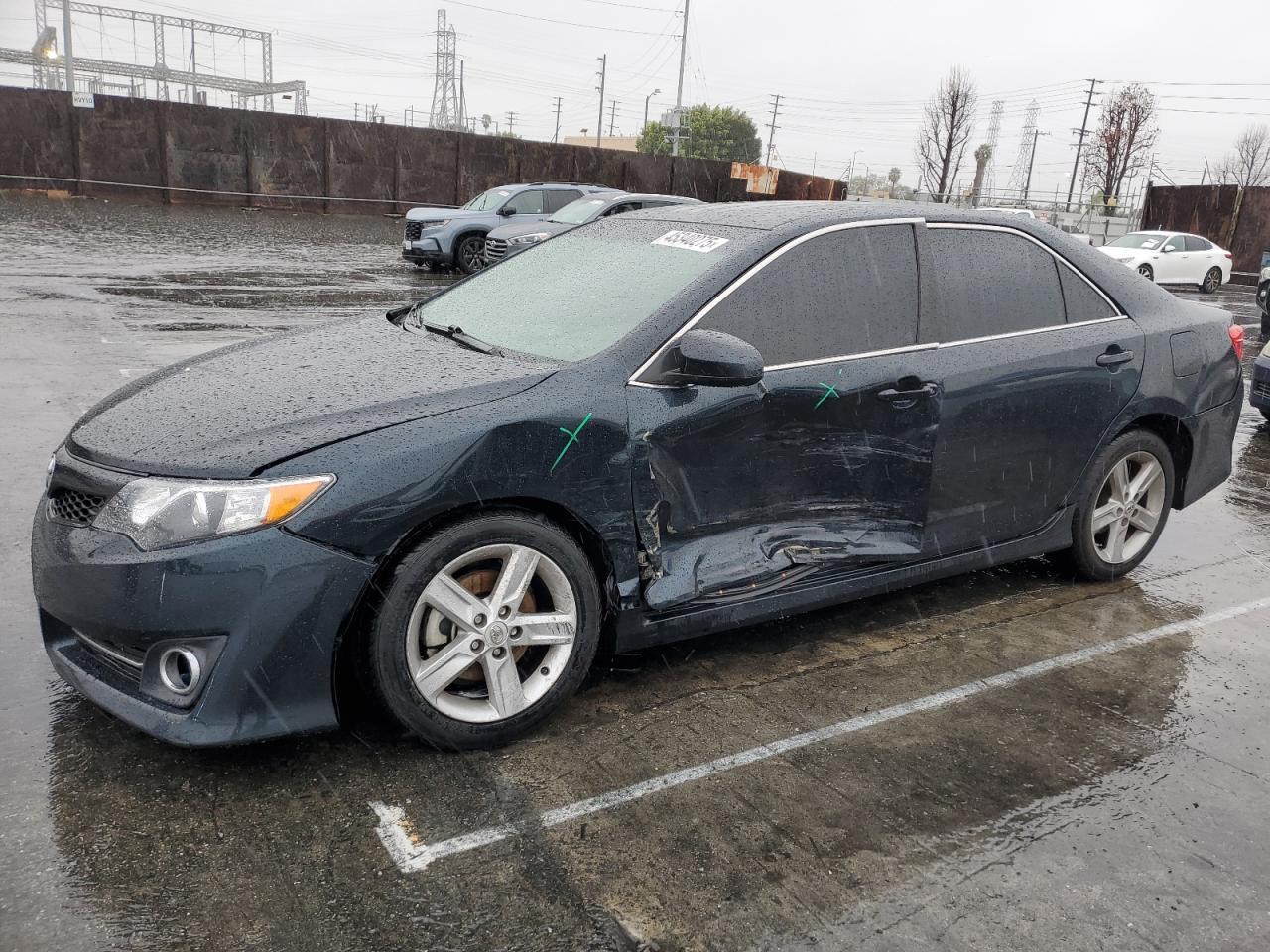 2013 TOYOTA CAMRY L