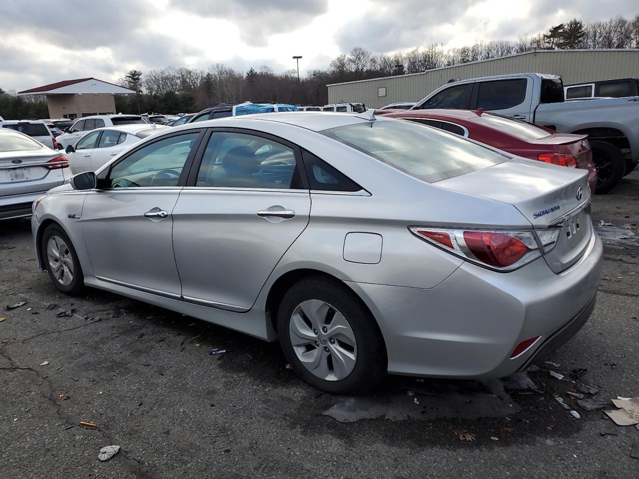 2013 HYUNDAI SONATA HYB - Фото 2