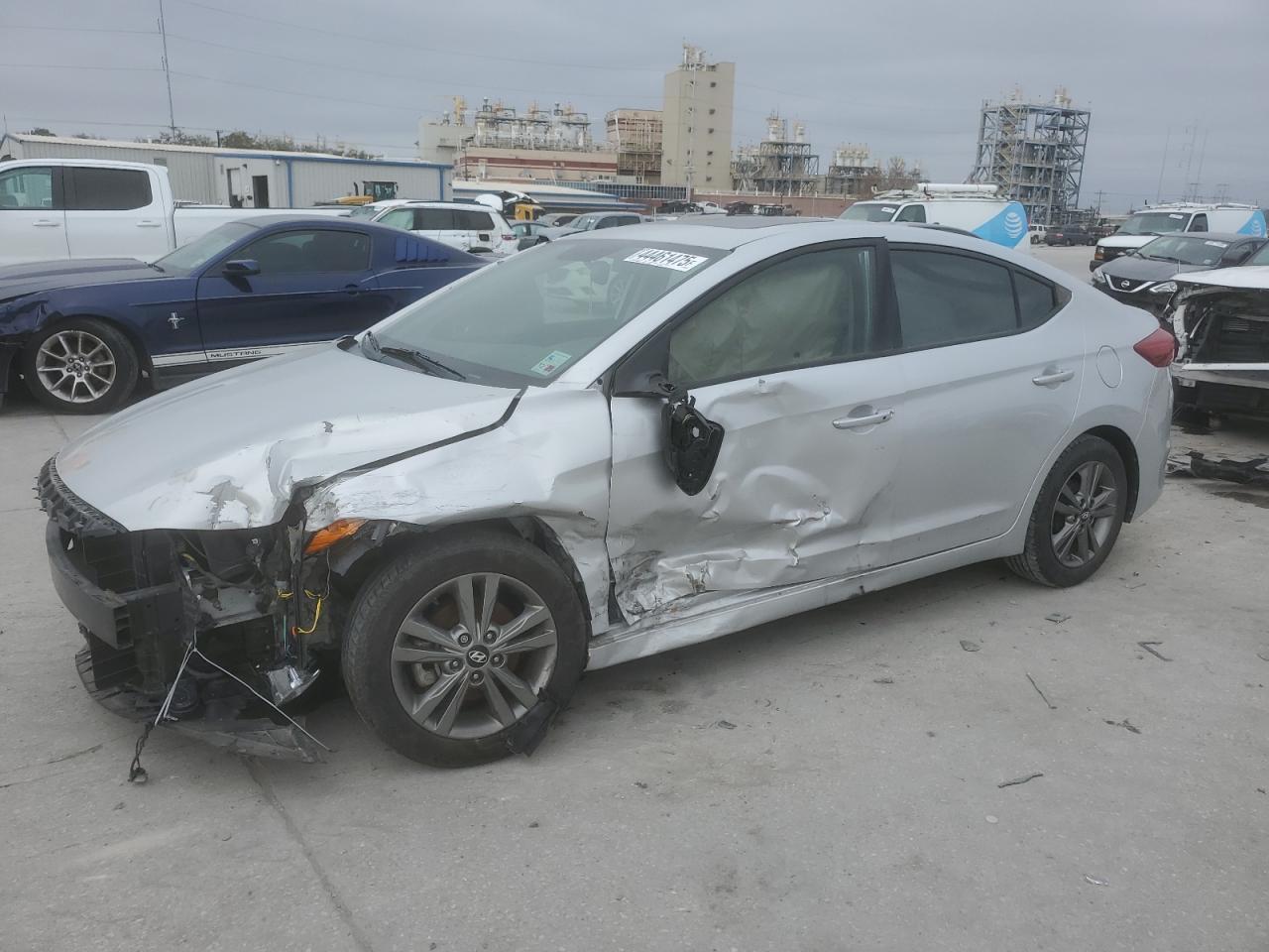 2017 HYUNDAI ELANTRA SE