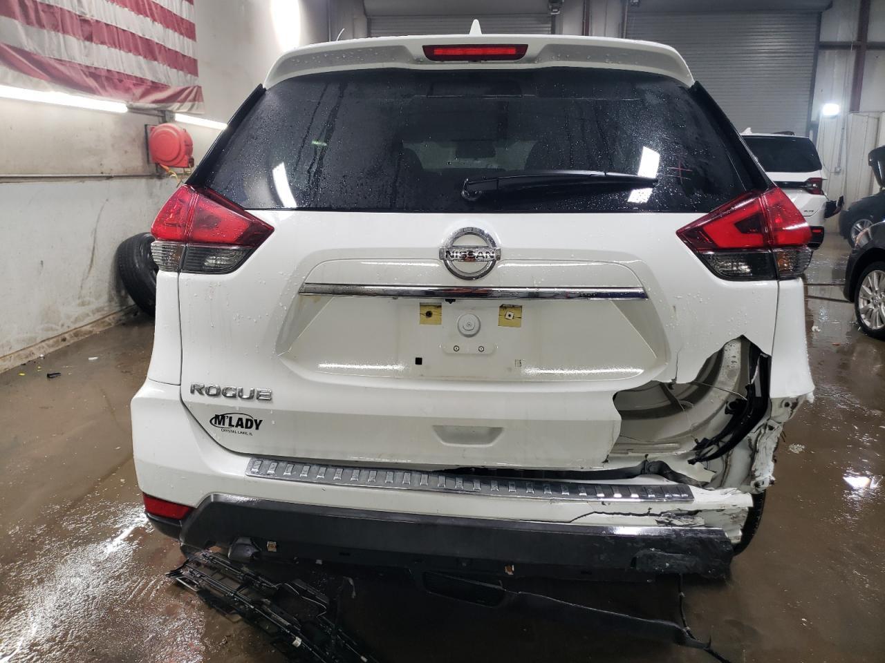 2017 NISSAN ROGUE S - Фото 6