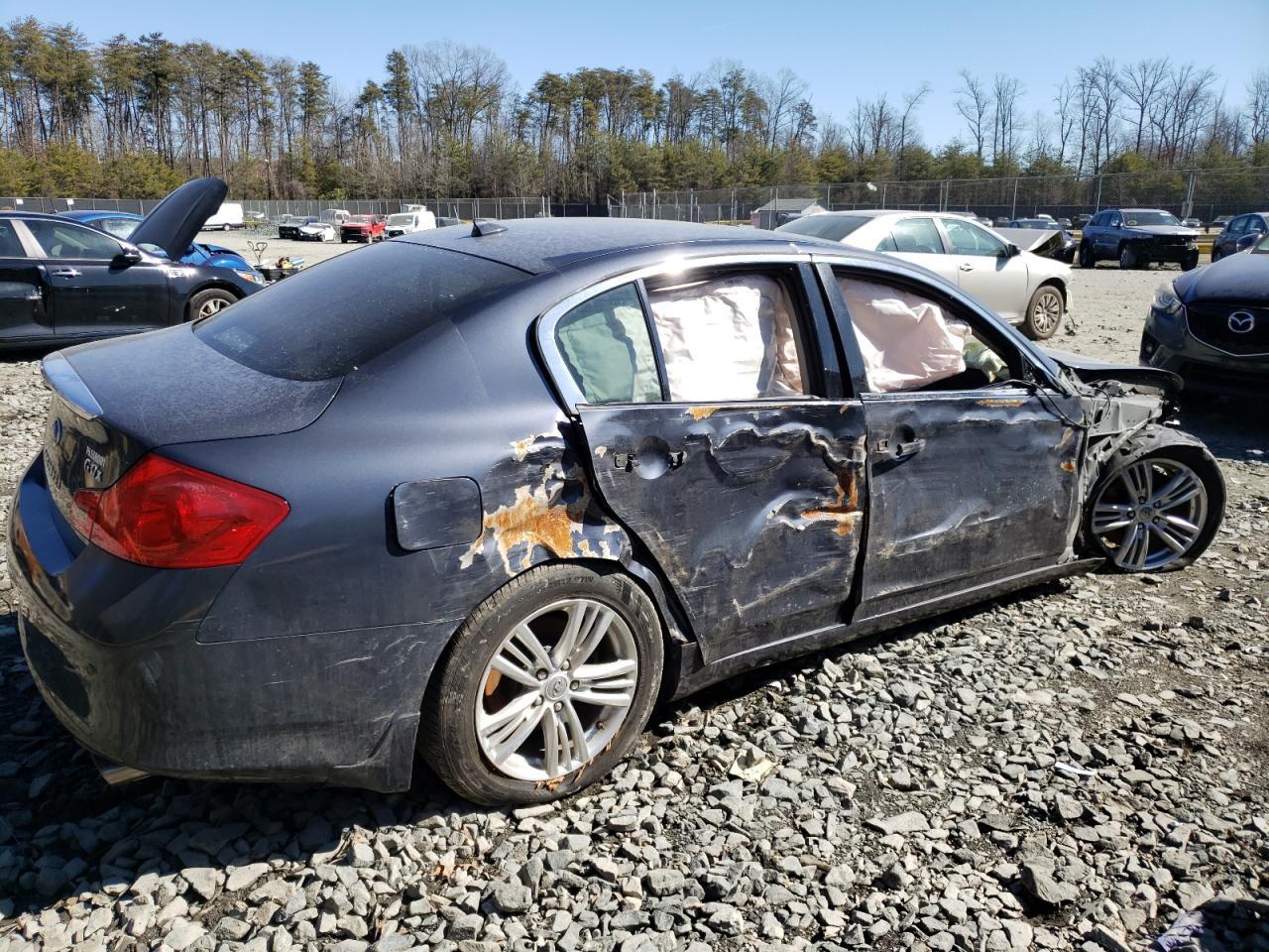 2012 INFINITI G37 - Image 3