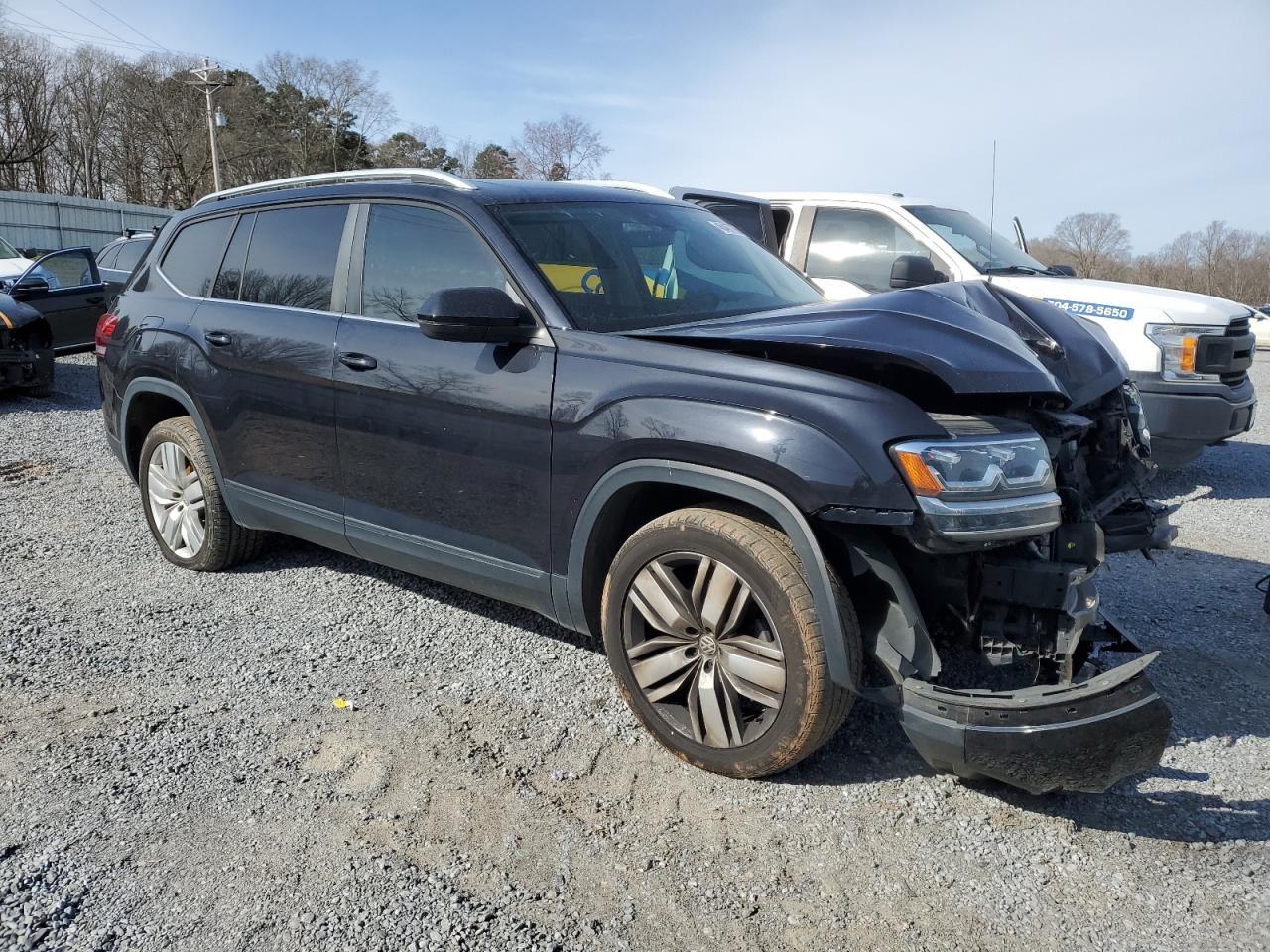 2019 VOLKSWAGEN ATLAS SE - Image 4