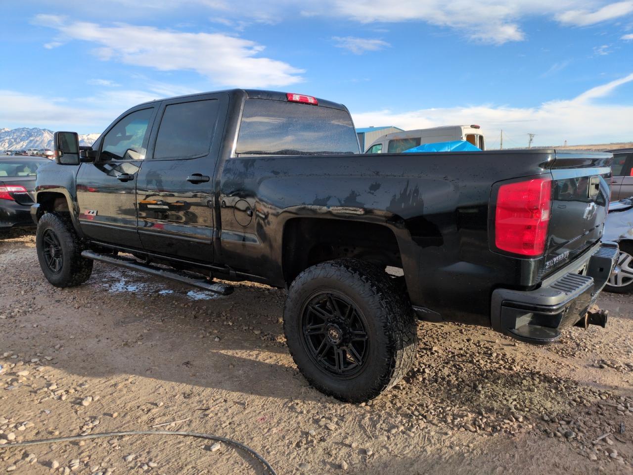 2016 CHEVROLET SILVERADO - Image 2