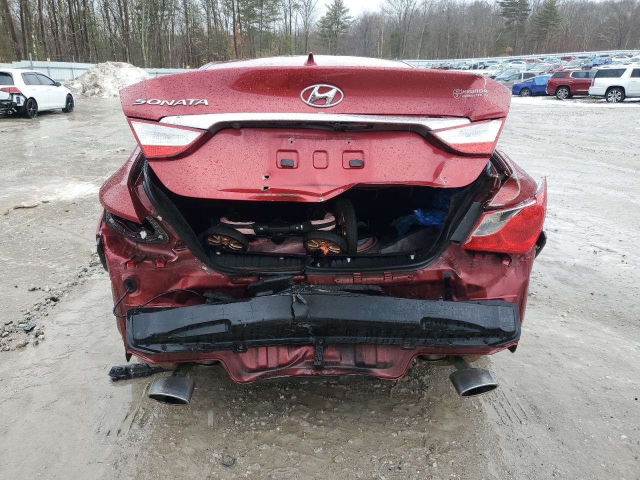 2011 HYUNDAI SONATA SE - Image 6
