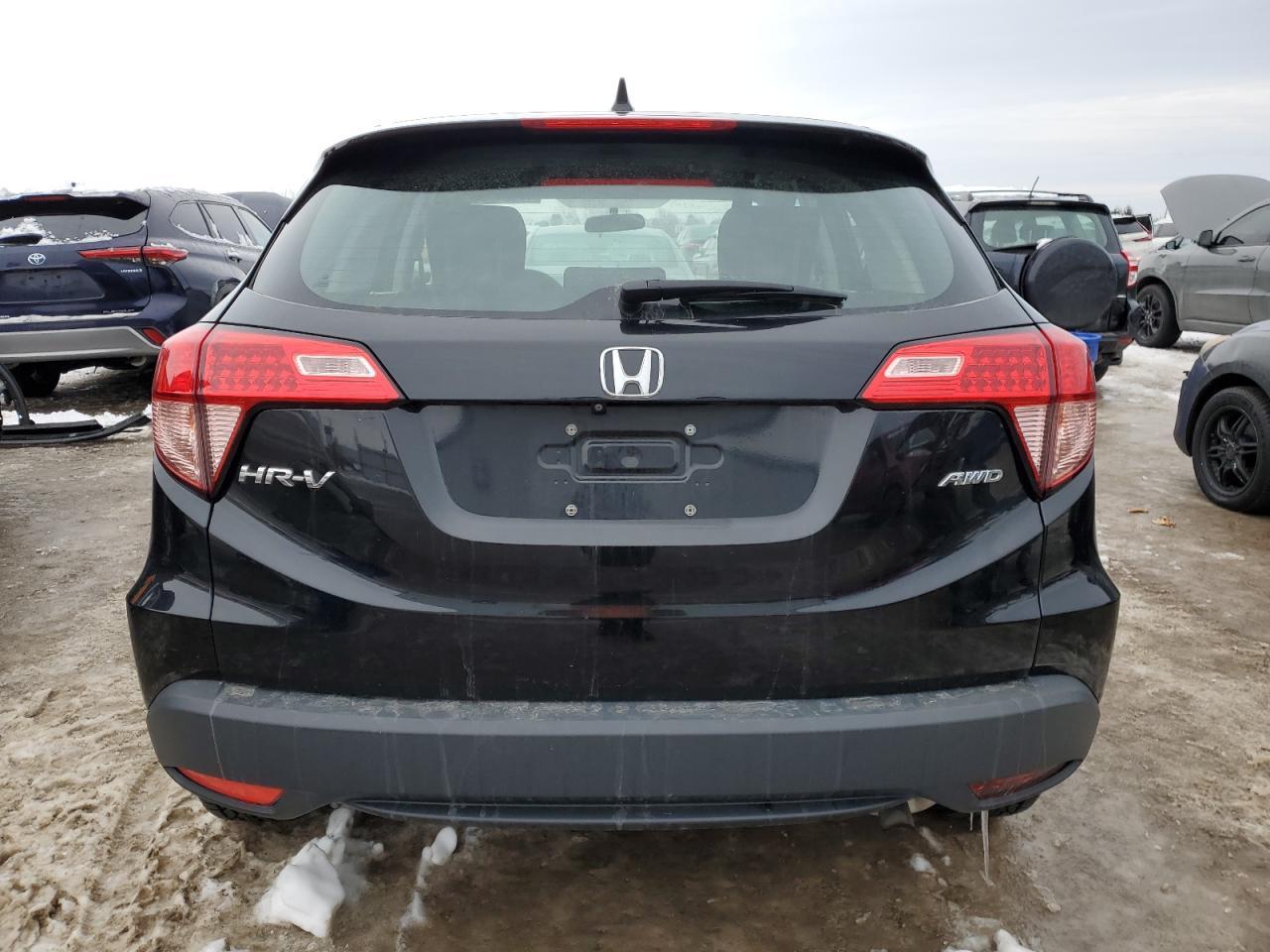 2018 HONDA HR-V LX - Image 6