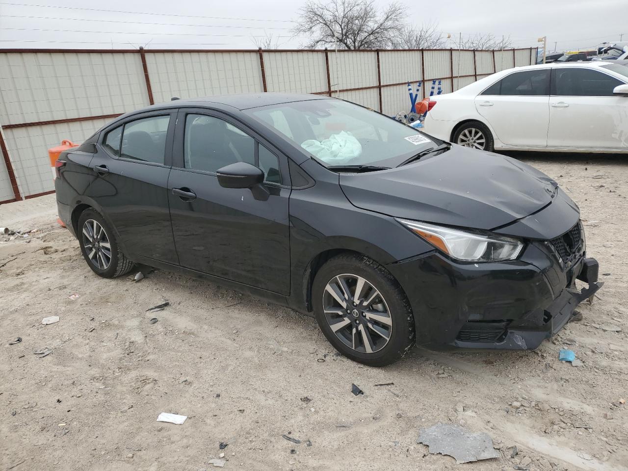 2021 NISSAN VERSA SV - Фото 4