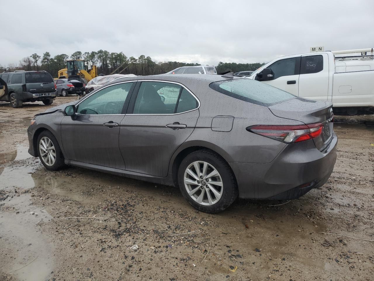 2023 TOYOTA CAMRY LE - Фото 2