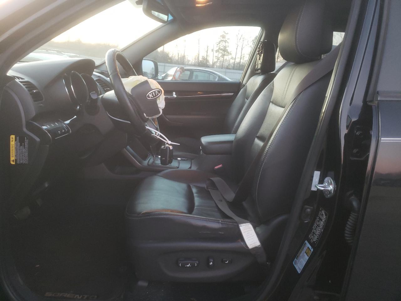 2012 KIA SORENTO EX - Image 7