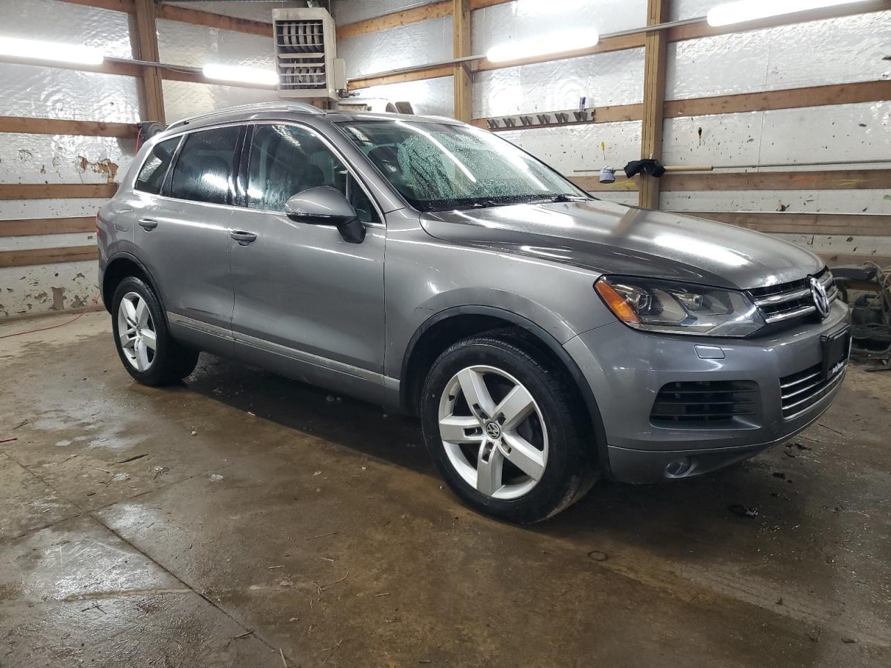 2012 VOLKSWAGEN TOUAREG V6 - Image 4