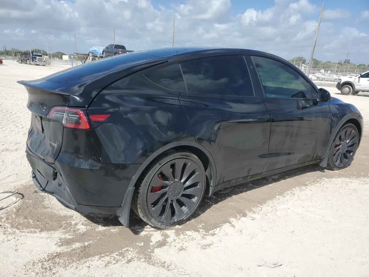 2023 TESLA MODEL Y - Image 3