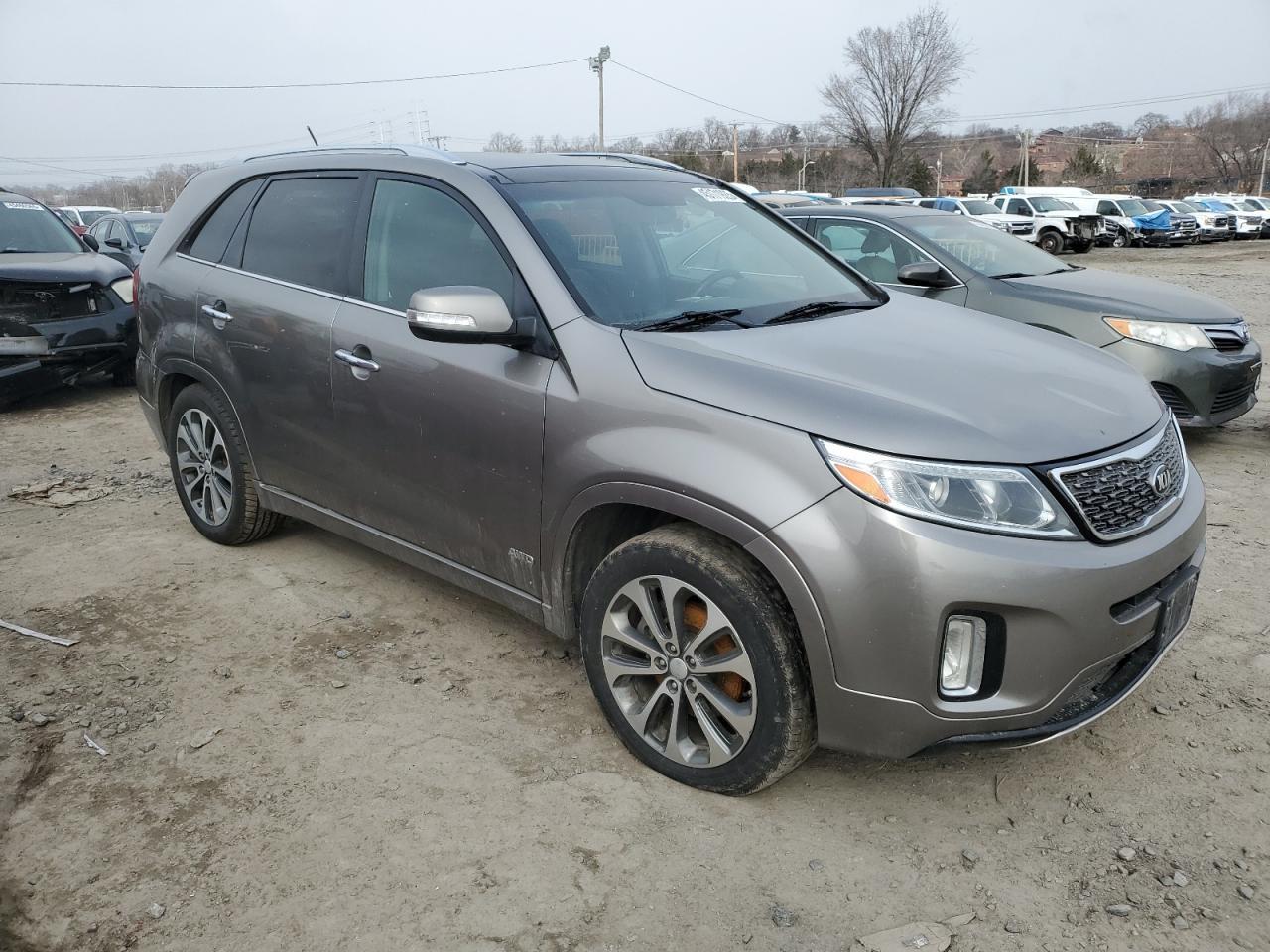 2015 KIA SORENTO SX - Image 4