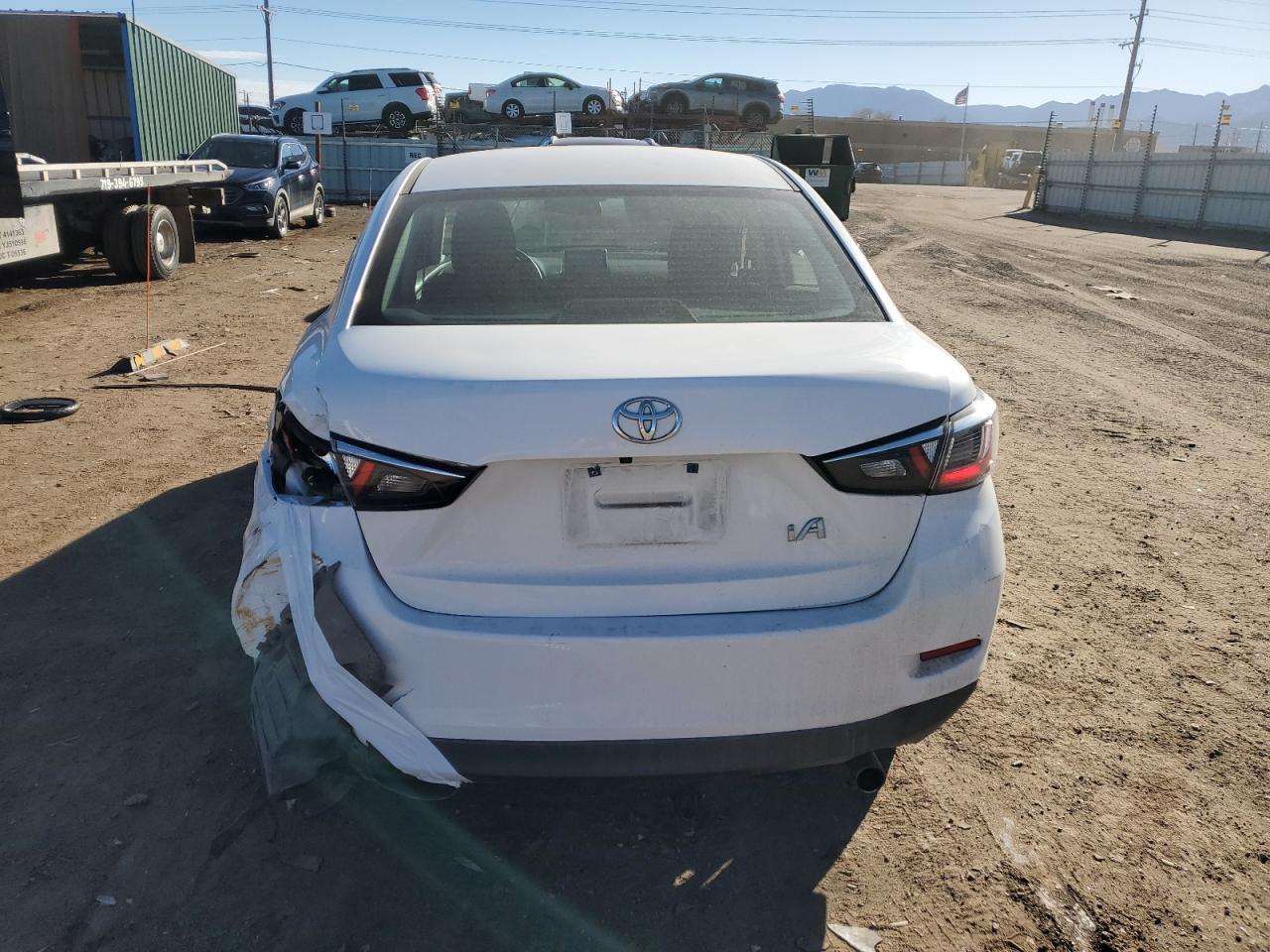 2017 TOYOTA YARIS IA - Фото 6