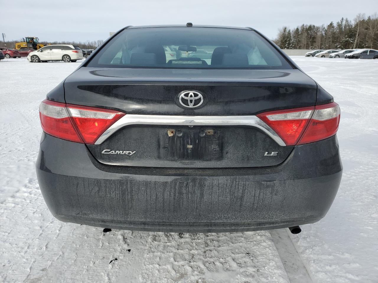 2015 TOYOTA CAMRY LE - Фото 6