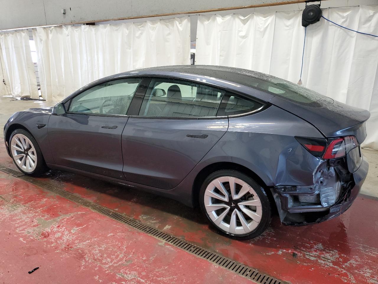 2022 TESLA MODEL 3 - Image 2