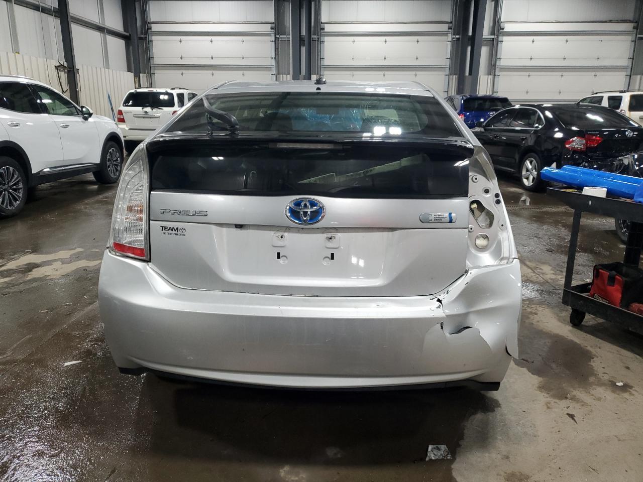 2013 TOYOTA PRIUS PLUG - Image 6