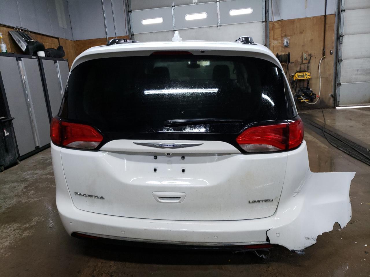 2020 CHRYSLER PACIFICA L - Image 6