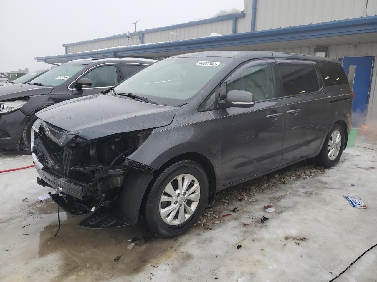 2017 KIA SEDONA LX
