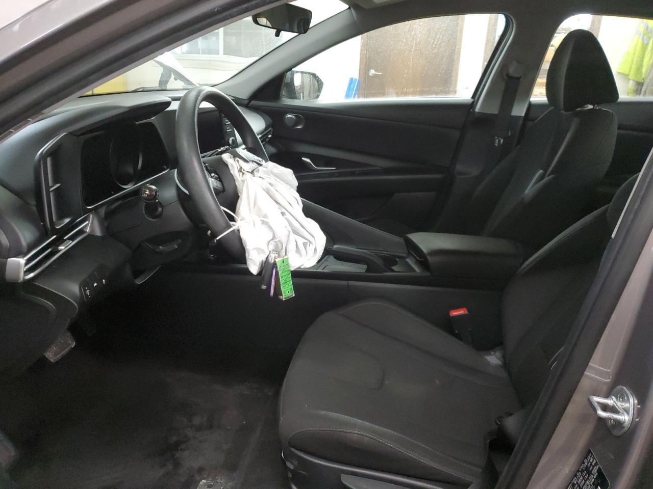 2022 HYUNDAI ELANTRA SE - Фото 7