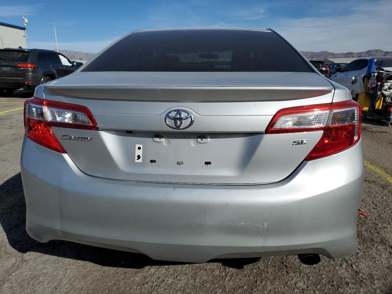 2014 TOYOTA CAMRY L - Фото 6