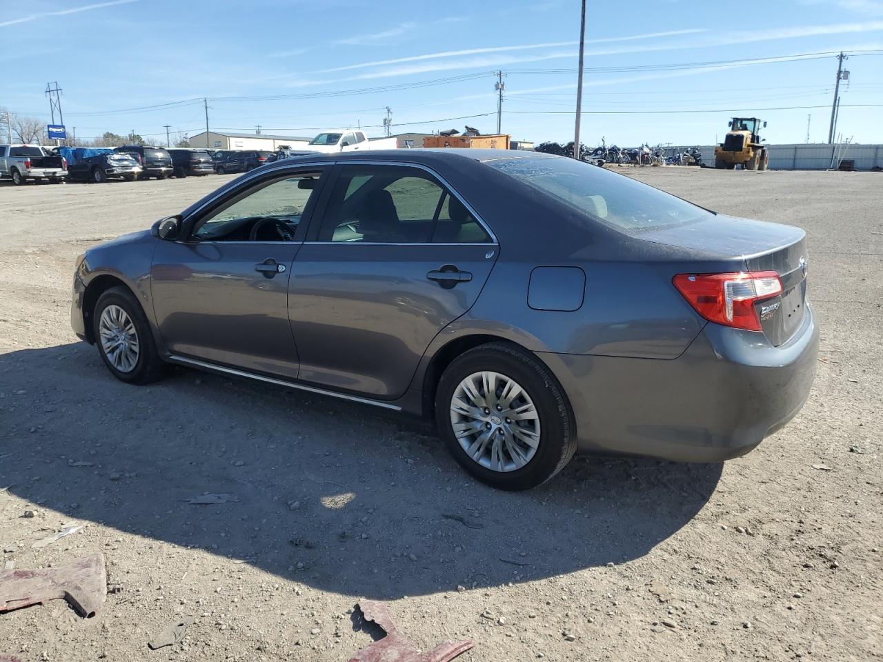 2014 TOYOTA CAMRY L - Image 2