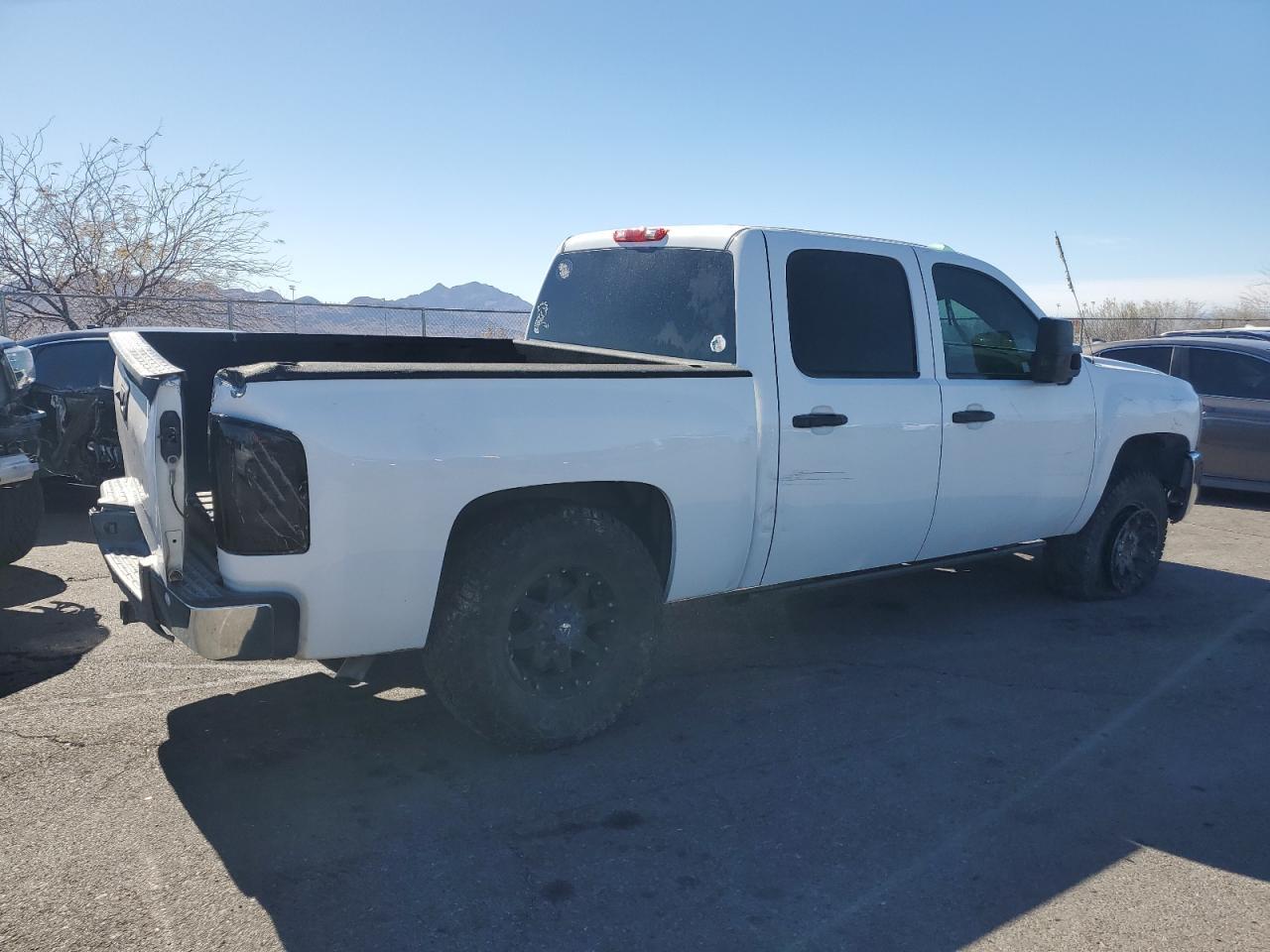 2013 CHEVROLET SILVERADO - Фото 3