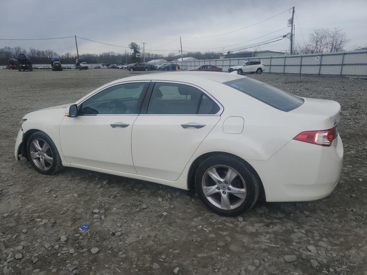2010 ACURA TSX - Image 2
