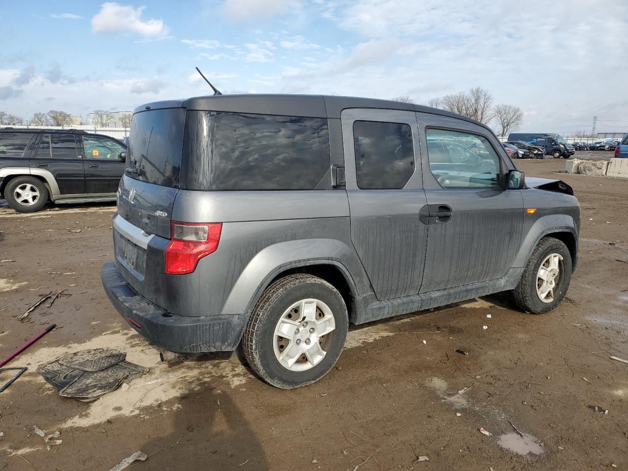 2011 HONDA ELEMENT LX - Фото 3