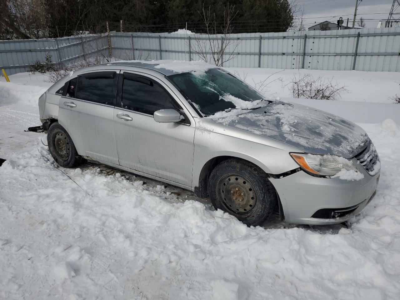 2012 CHRYSLER 200 TOURIN - Image 4