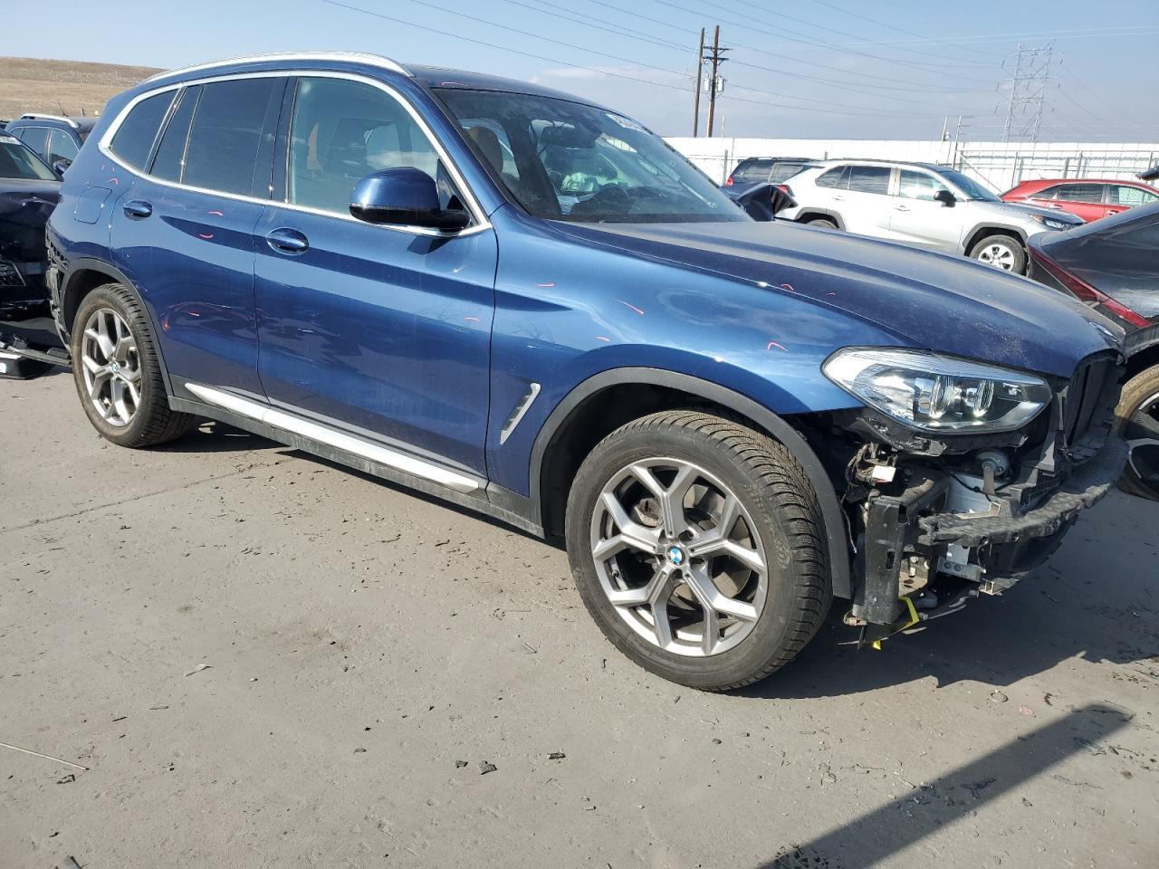 2021 BMW X3 XDRIVE3 - Фото 4